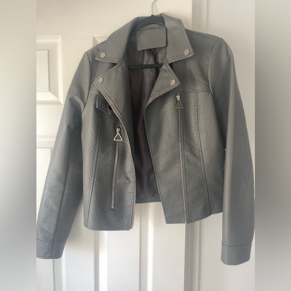 Grey leather jacket - Picture 1 of 5